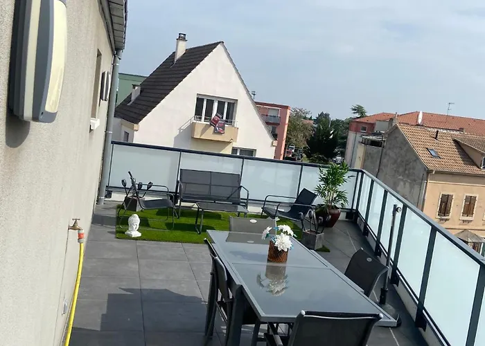 Magniolia Proche Centre 公寓 *